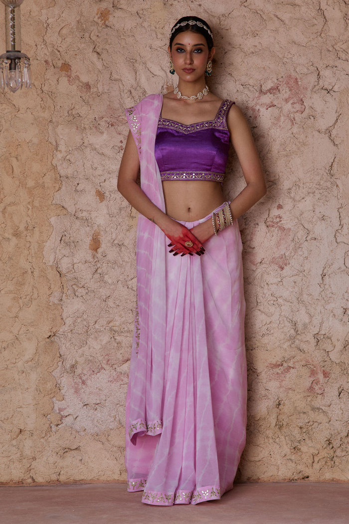 Ratnika – Lavender Pink Lehriya Saree with Bright Purple Sleeveless Blouse