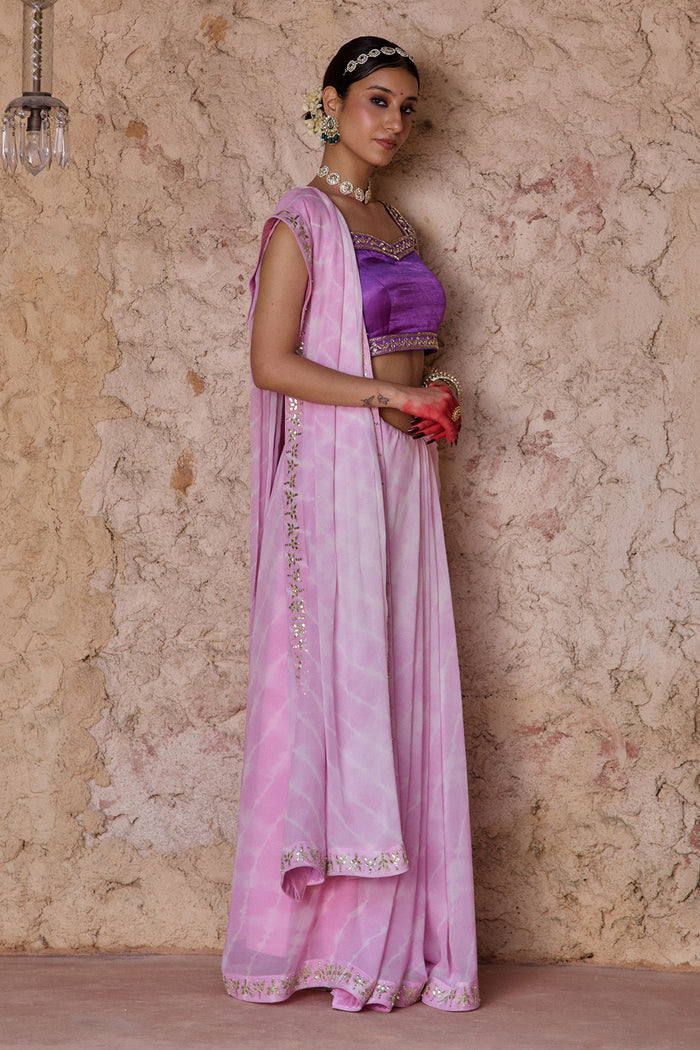 Ratnika – Lavender Pink Lehriya Saree with Bright Purple Sleeveless Blouse